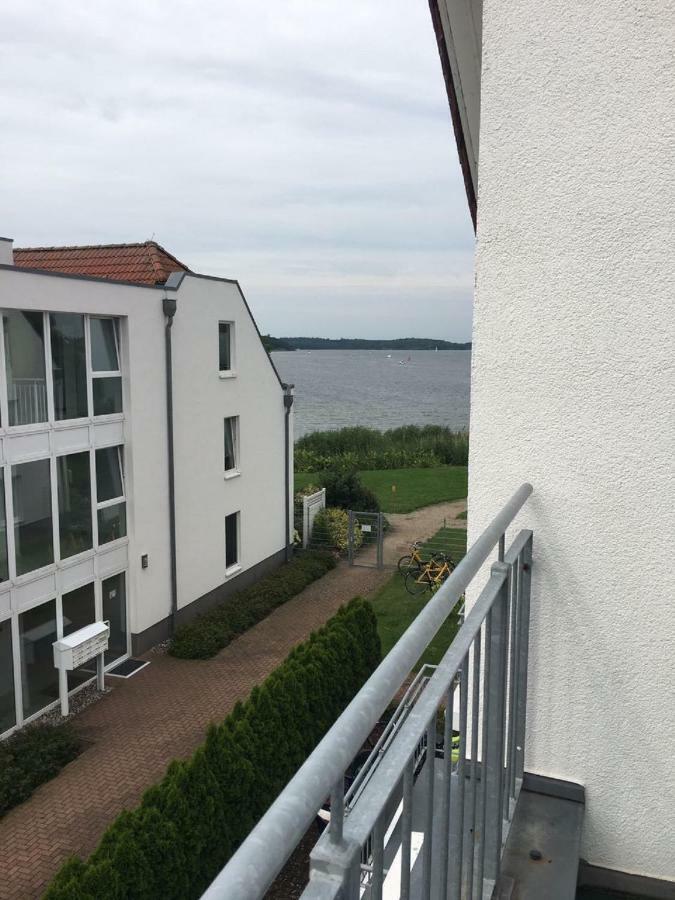 Ferienwohnung am Seeufer Waren  Exterior foto